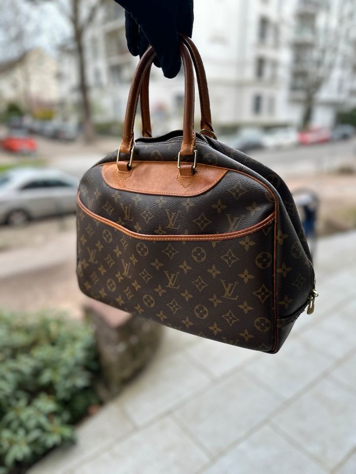 LOUIS VUITTON DEAUVILLE MONOGRAM Handtasche Tasche in Hamburg