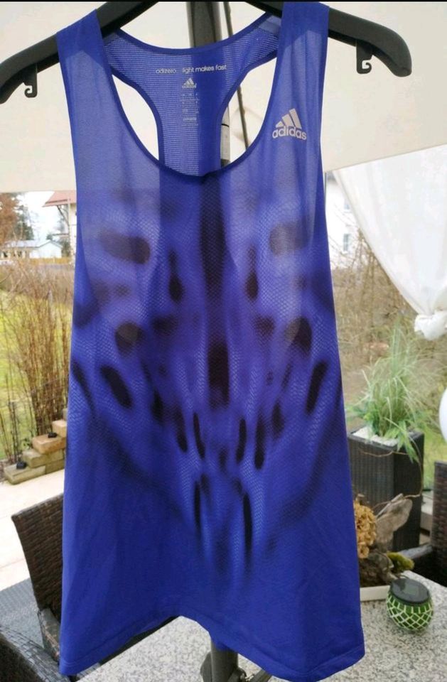 Adidas Sport/ Fitness Shirt in Tirschenreuth