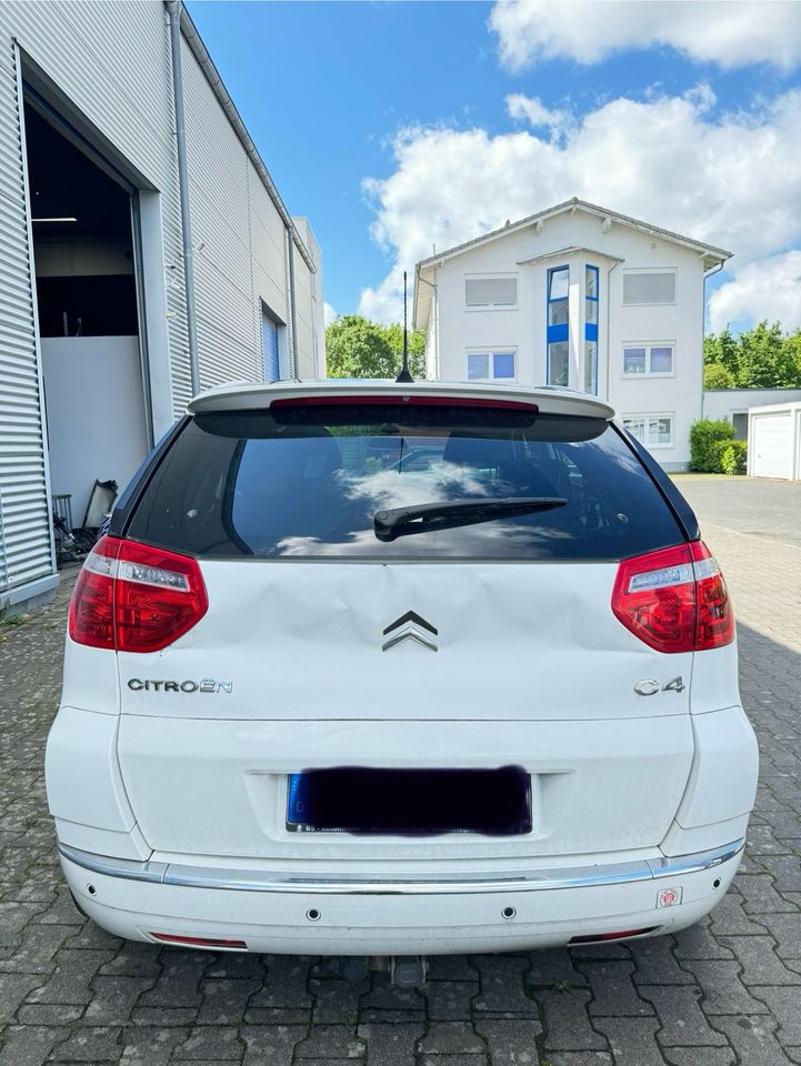 SUCHE Citroen C4 Heckklappe Kofferraumklappe Bj 2010 in Köln