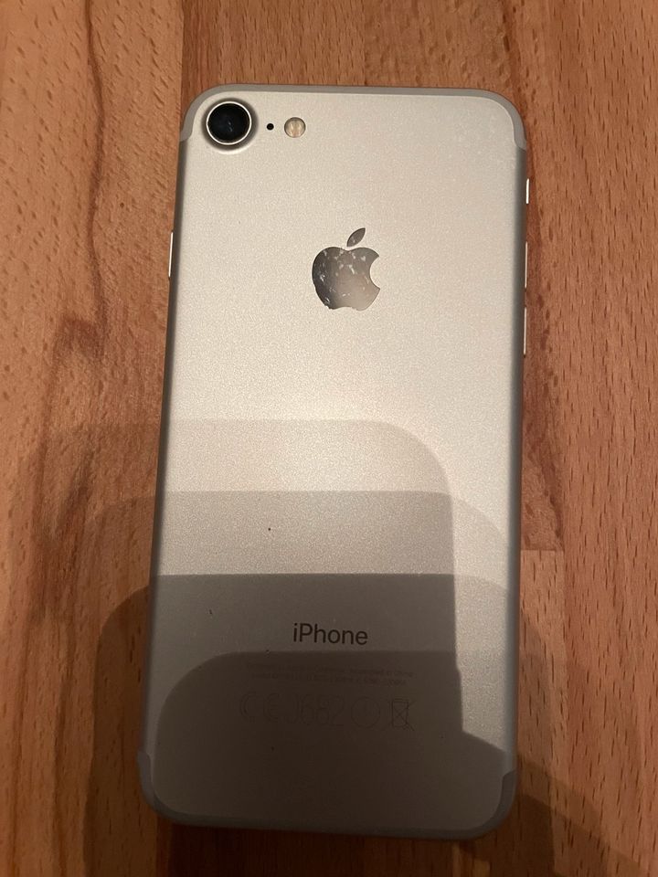 I phone 7 - 128GB in Nürnberg (Mittelfr)