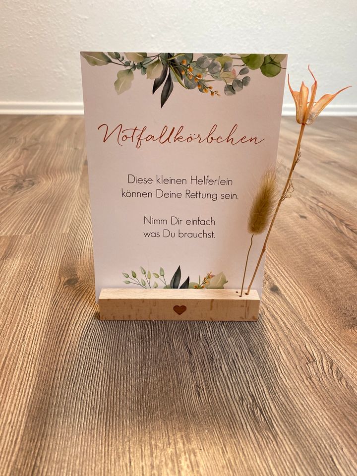 Notfallkörbchen Hochzeit Taufe Feier Deko Holz Trockenblumen in Lahnstein