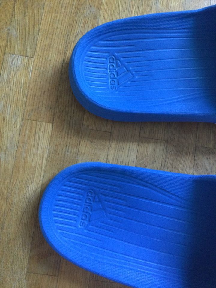 Adiletten Badeschuhe Badelatschen K1 Kinderadiletten in Berlin