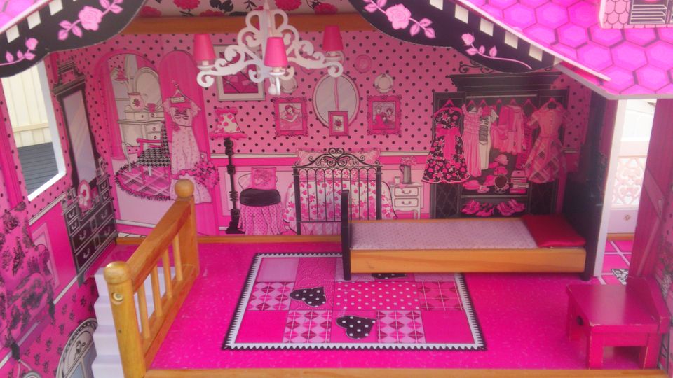 "KIDKRAFT - Puppenhaus - Barbie & Co. - pink - rosa" in Alzey