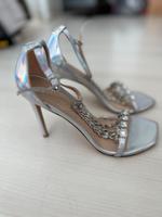 Stuart Weitzman Sandaletten – Silber mit Glitzersteinen (G.38) Nordrhein-Westfalen - Krefeld Vorschau