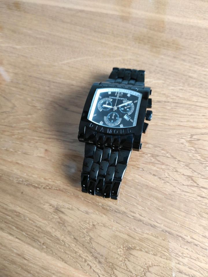 Armbanduhr Chrono Diamond für Herren und Frauen in Schweitenkirchen