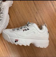 Fila Sport Schuhe Disrubtor Low Mädchen Damen sneaker gr.36 München - Moosach Vorschau