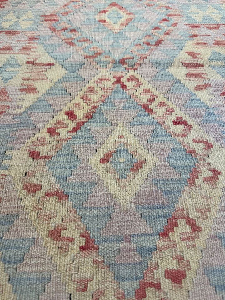 Afghan Kelim 127x80 beige Handgewebt Kilim wolle Orientkelim rug in Berlin