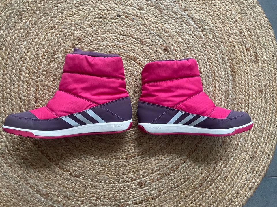 Adidas Winterstiefel, Größe 37, Pink/Lila, climawarm in Osterhofen