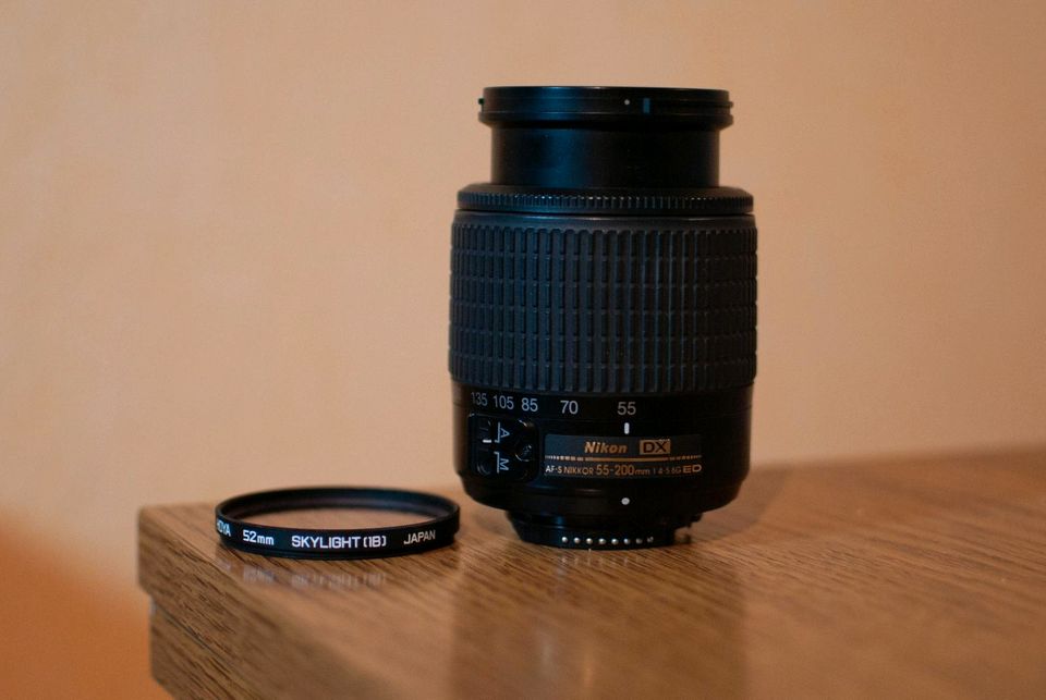 Nikon AF-S DX Nikkor 55-200mm 1:4-5.5 G ED Objektiv in Leverkusen