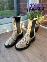 Schöner Schuh Animal-Print Gr.38 wie neu ! Niedersachsen - Buxtehude Vorschau