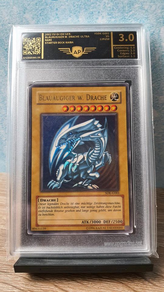 Yu-Gi-Oh! Blauäugiger Weißer Drache SDK-G001 in Ibbenbüren