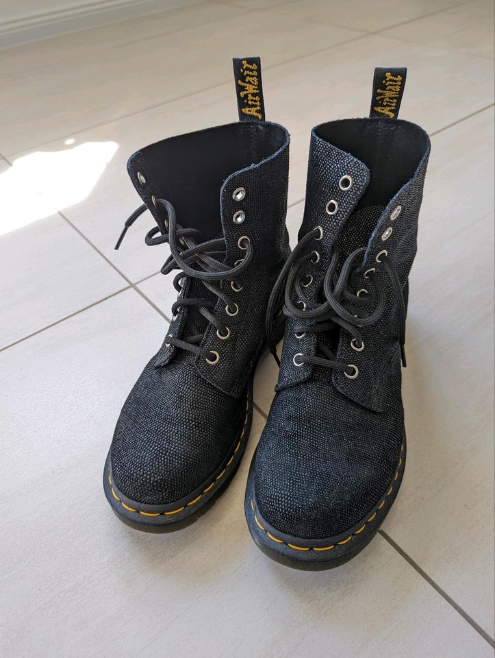 Dr. Doc Martens Stiefel weicher Stoff schwarz Glitzer Gr. 39 in Bochum