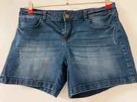 Kurze Jeanshose von Promod Gr. 40 Hessen - Frankenberg (Eder) Vorschau