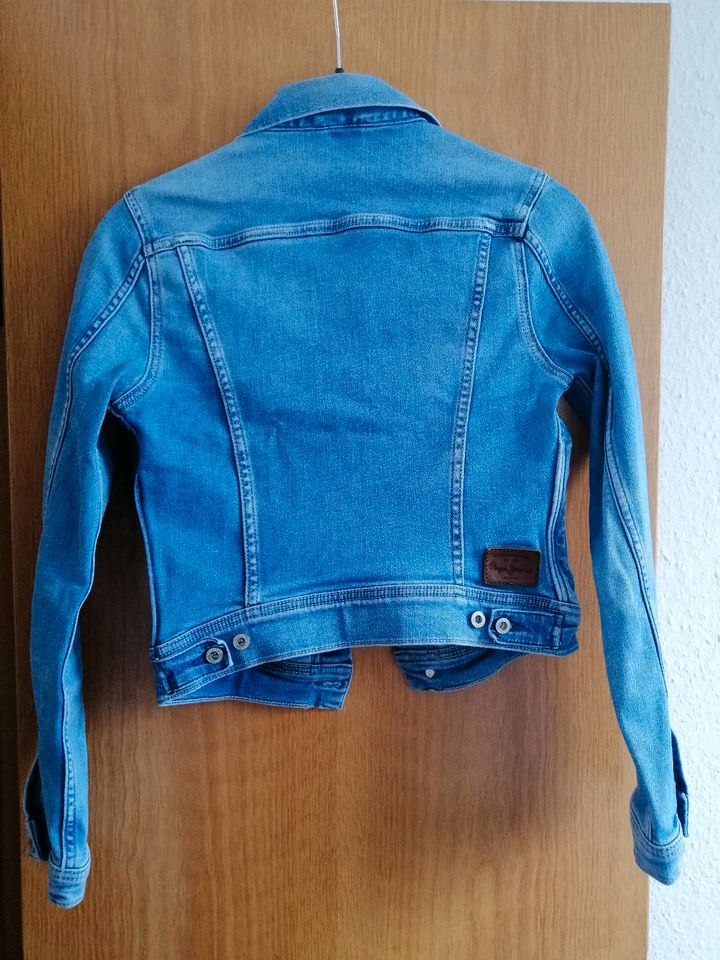 Tolle Pepe Jeansjacke slim tolles blau XS in Göppingen