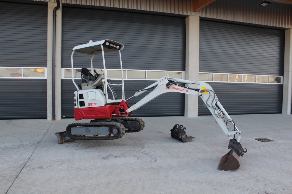 Takeuchi Takeuchi TB 217 R Minibagger - Bagger in Simbach