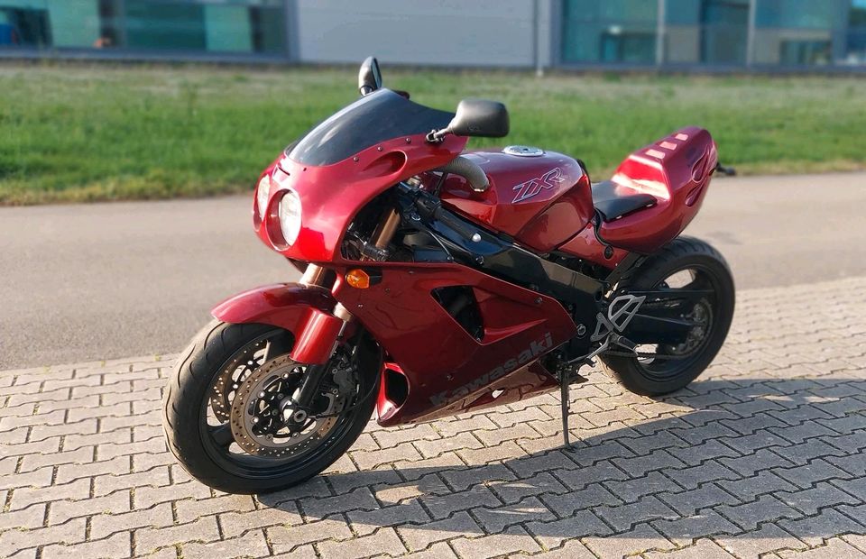 Kawasaki ZXR 750 zu verkaufen (TÜV neu) in Papenburg