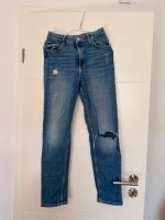 Straight Jeans H&M mit Löchern Kreis Pinneberg - Pinneberg Vorschau