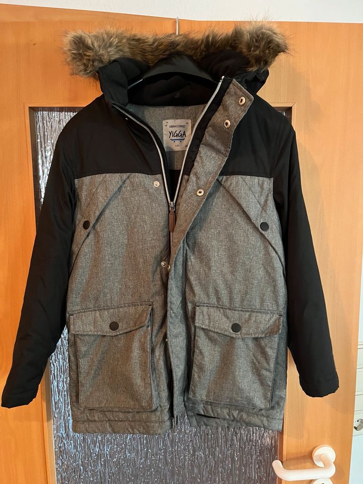 Jungen-Winterjacke, gut gefüttert mit FellkragenKapuze in Gr. 146 in  Niedersachsen - Sehnde | eBay Kleinanzeigen ist jetzt Kleinanzeigen