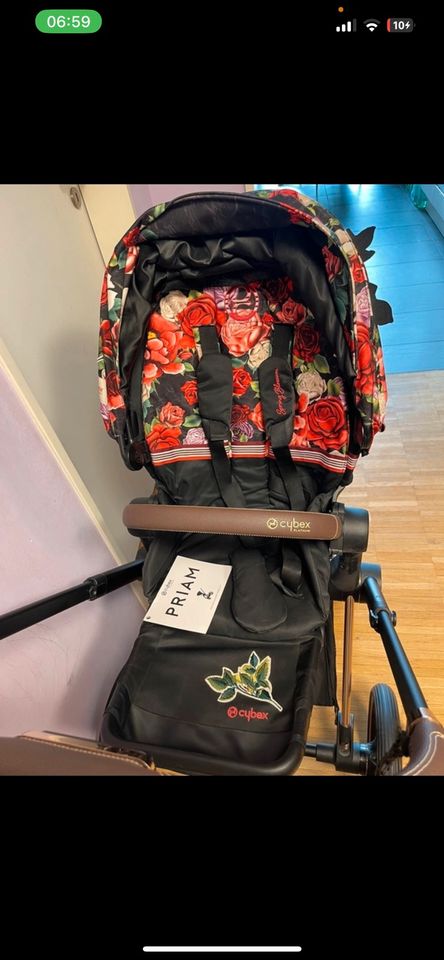 Cybex Priam Spring Blossom dark Kinderwagen Neu in Hamburg