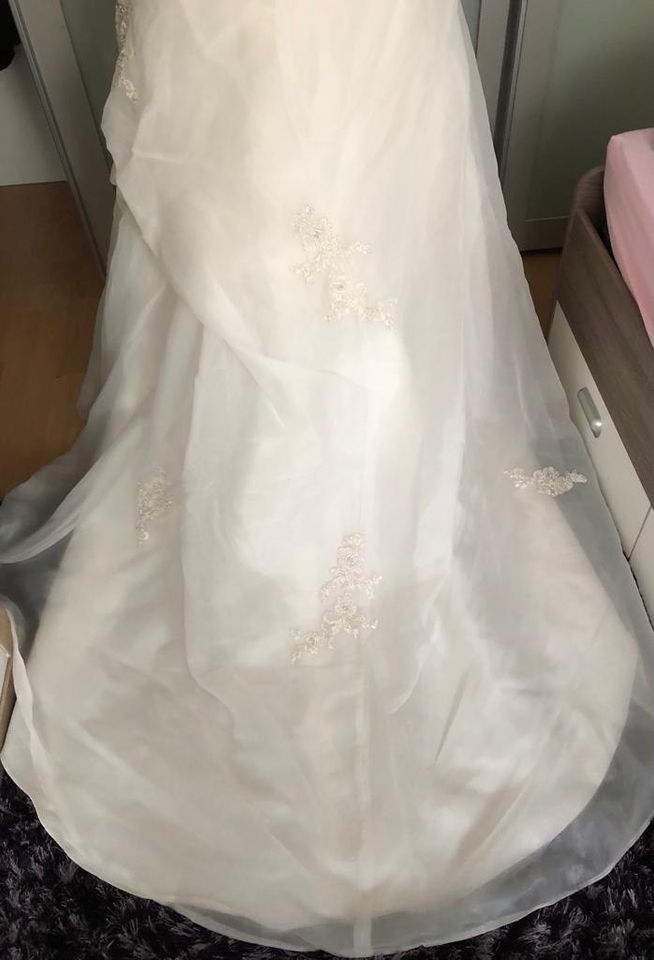 Brautkleid /Hochzeitskleid/Standesamtkleid in Hövelhof