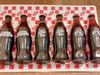 6 original Coca-Cola Glasflaschen USA und Thailand Rarität Hessen - Alsbach-Hähnlein Vorschau