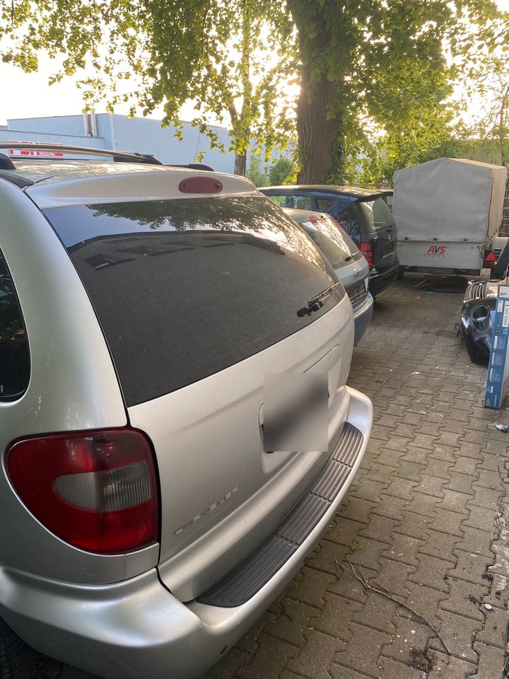 Chrysler Voyager 2.8 crd in Senden