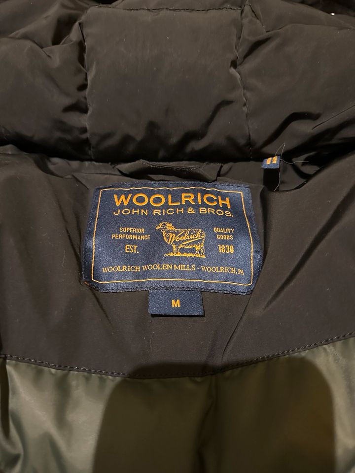 Woolrich Arctic Parka Damen - Größe M in Zeven