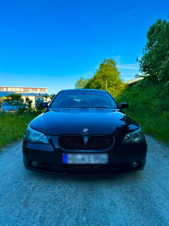 BMW e60 525i   *TÜV NEU* in Walldorf
