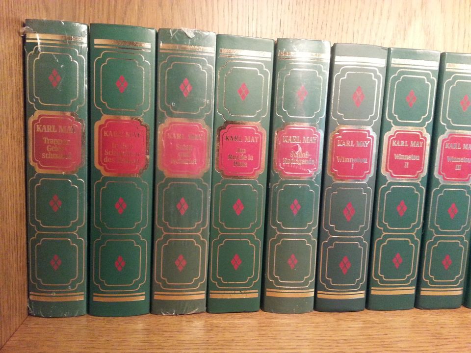 Karl May Bücher Sammlung 18 Bände z.T. NEU in Haltern am See