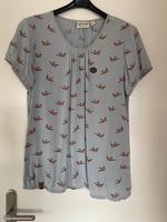 Naketano Bluse XL 42 blau/grau mit Schwalben Bayern - Illertissen Vorschau