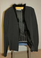 Gr. 34, BiBA, Schwarzer Blazer mit Kunstpelz Niedersachsen - Seelze Vorschau