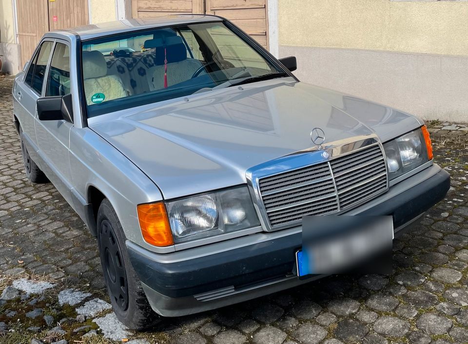 Mercedes Benz 190E 2.6 in Engen