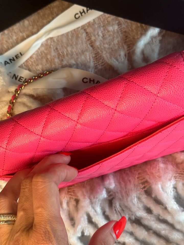 Chanel Tasche Wallet on Chain WOC neu in fuchsia/pink limitiert in Lich