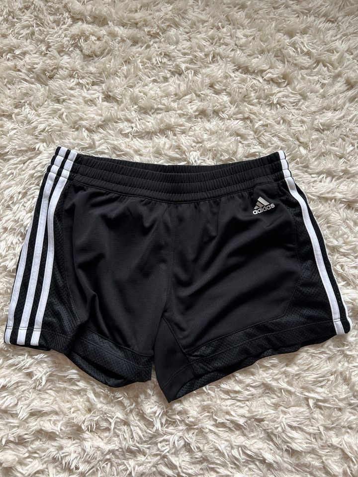 Adidas Sport Shorts, schwarz weiß, Gr.S in Weimar