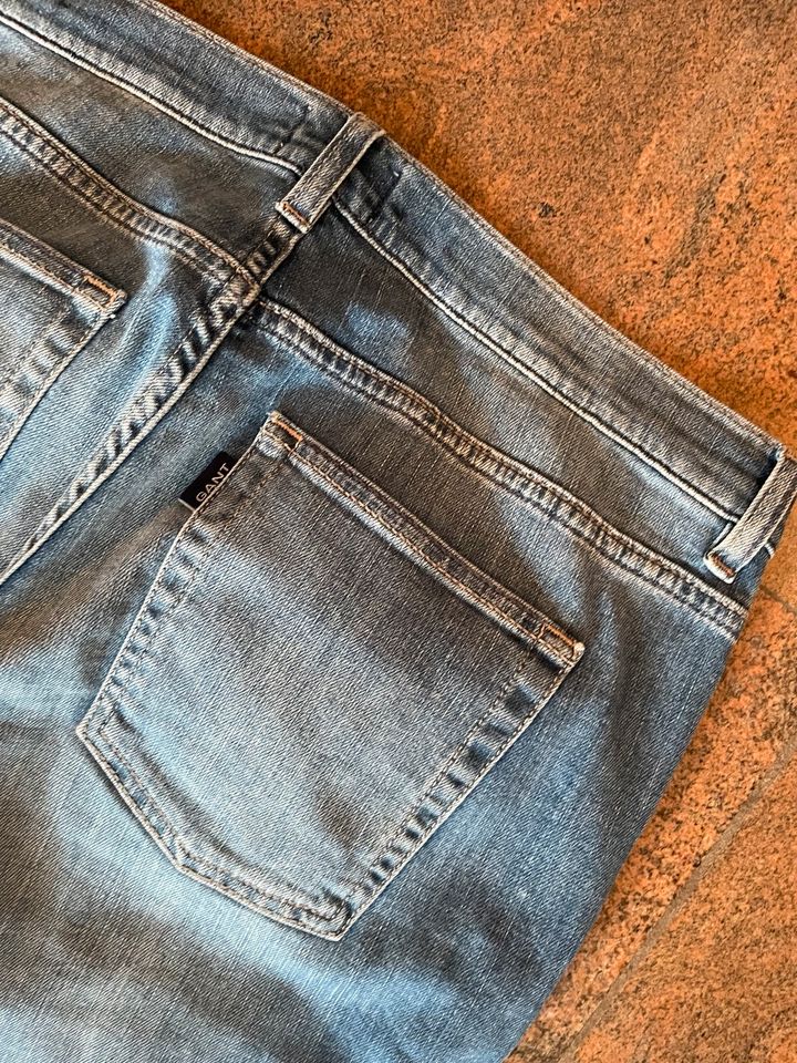 Gant Jeans hellblau 29/32 Größe S 36 in München