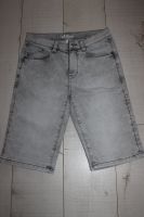 s.Oliver kurze Hose/ Shorts Gr. 170/reg. grau (neuwertig) Berlin - Marienfelde Vorschau