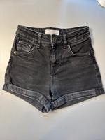 Verschlafen Shorts Jeans kurze Hose schwarz hoch Gr 33 Hessen - Ober-Ramstadt Vorschau