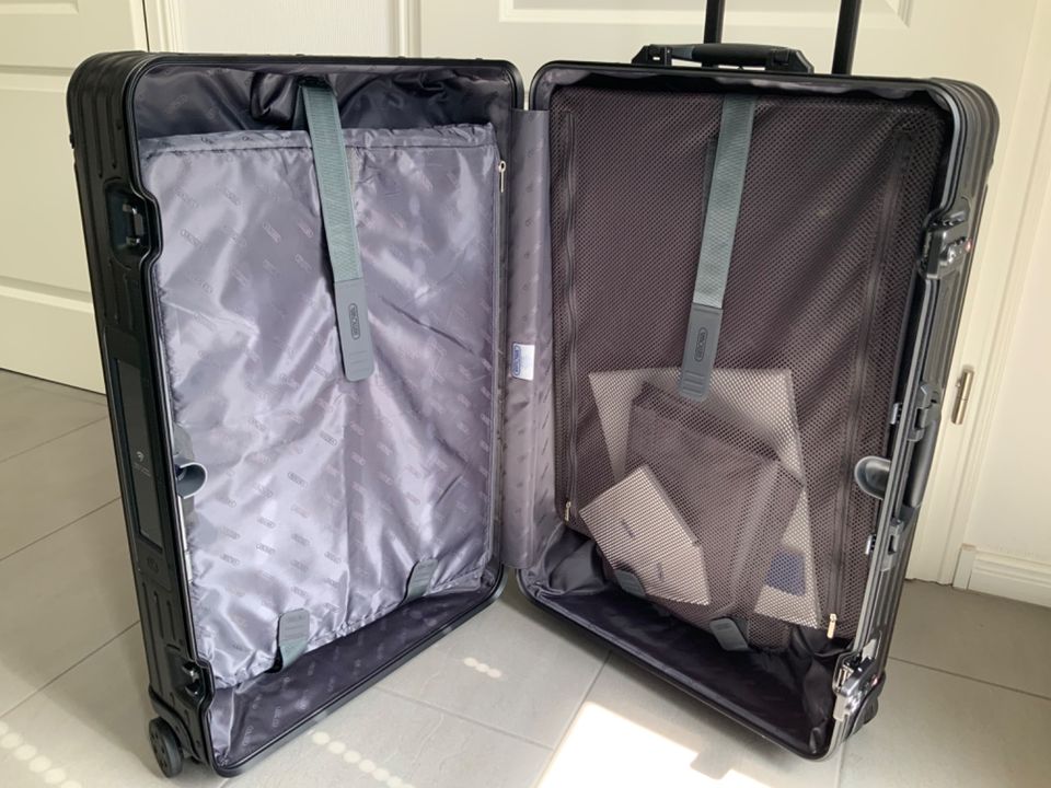 Rimowa Topas Stealth 70 E-Tag Check-In L Full Set NEU !!!! in Korschenbroich