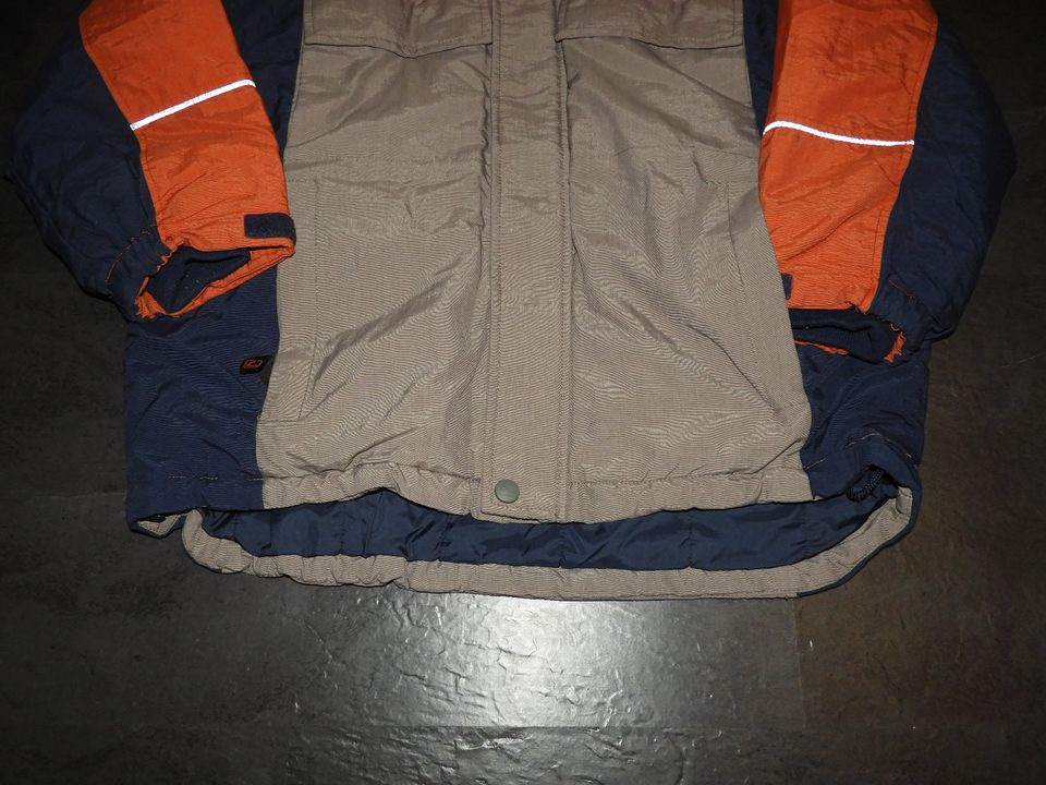 schöne warme Winterjacke Gr. 140 von L.O.G.G. Sport in Berlin