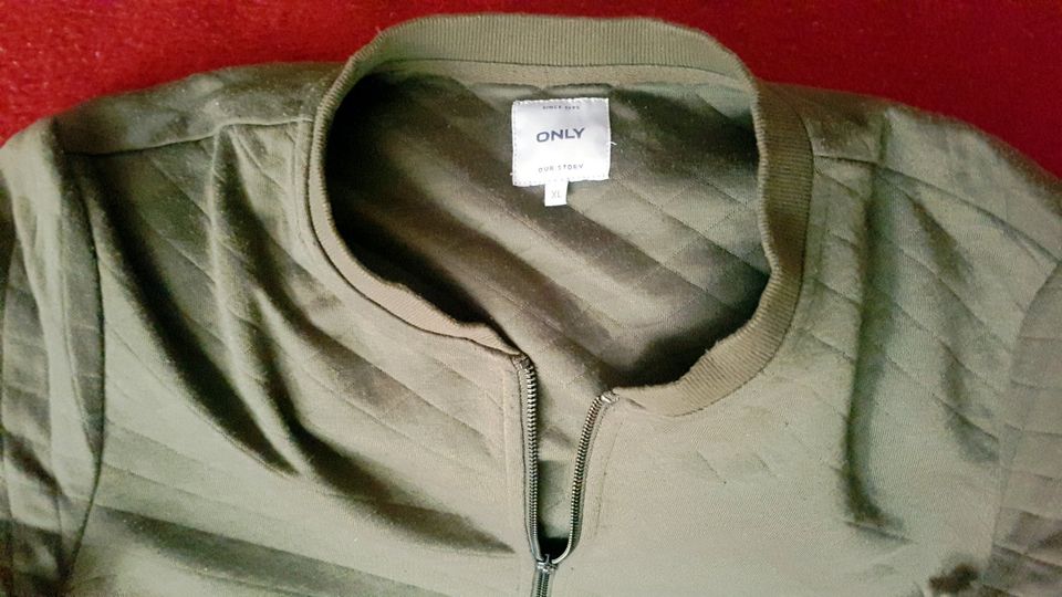 Jacke mit reissverschluß in Chakki + Weste m.Fell Kragen_Gr.XL(L in Bielefeld