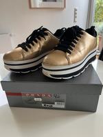 PRADA Sneaker Gold 40 Nordrhein-Westfalen - Ennepetal Vorschau