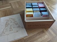 Kult! Munchkin Spiele Sammlerbox voll mit Karten Top Zustand Baden-Württemberg - Ulm Vorschau