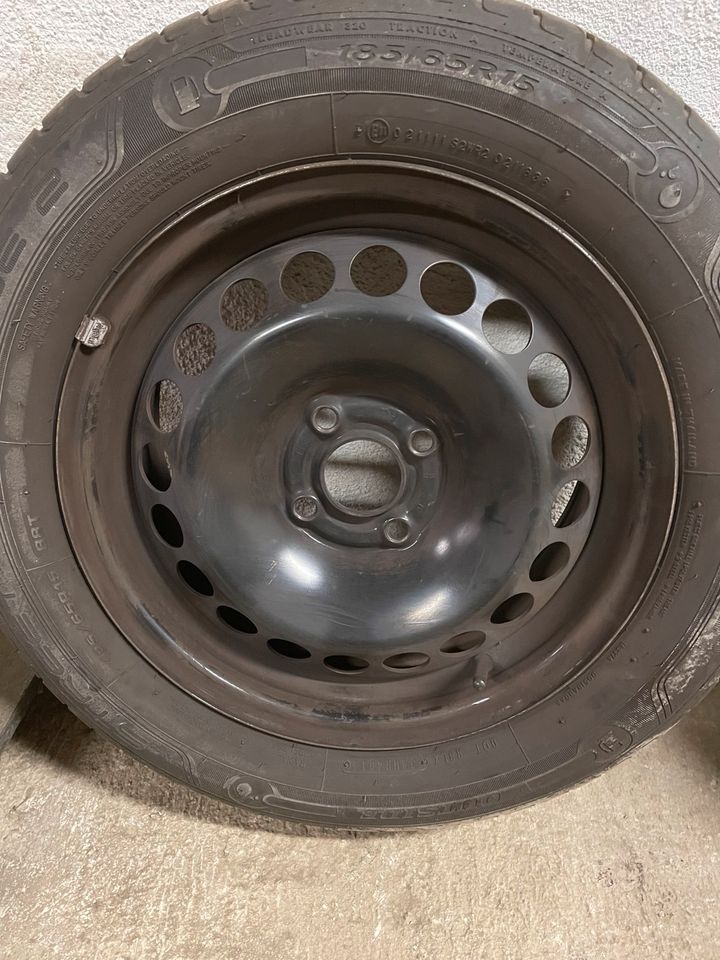 Sommerreifen Opel Corsa 185/65R15 auf Stahlfelgen in Nideggen / Düren