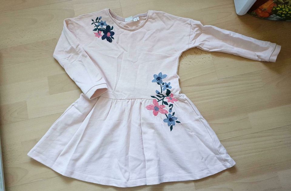 Kleid Tunika Longshirt Name it Blumen Stickerei Gr. 6/116 Top in Aachen