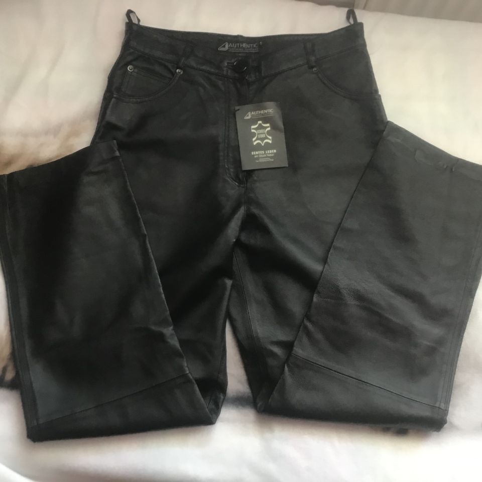 Neu! Echte Lederhose.Gerader Schnitt.Gr.40.Etikett in Baden-Baden