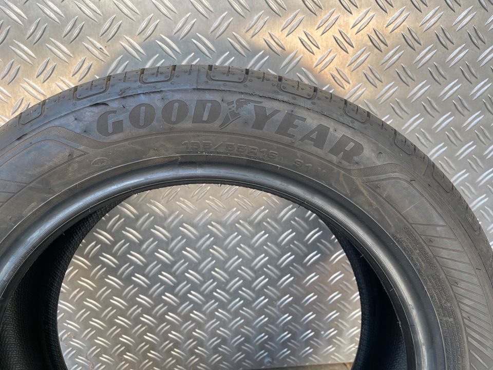 Good Year Sommerreifen 195/55R16 91V in Walldorf