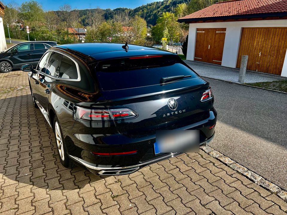 Volkswagen Arteon Shooting Brake R-Line 2,0 TDI 200 PS DSG in Missen-Wilhams