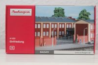 H0 Bausatz Einfriedung m. Tore Auhagen 41622 Berlin - Lichtenberg Vorschau