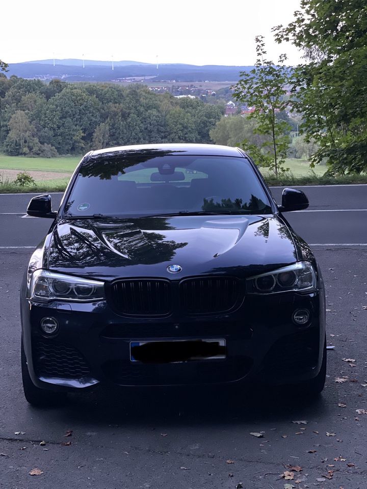 BMW x4 30d M Paket in Neustadt