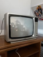 Röhren Farb-TV Grundig mit Fernbedienung- Rarität Retro Vintage Niedersachsen - Pattensen Vorschau